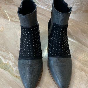 LUCKY BRAND STUDDED ANKLE BOOTS - NEW